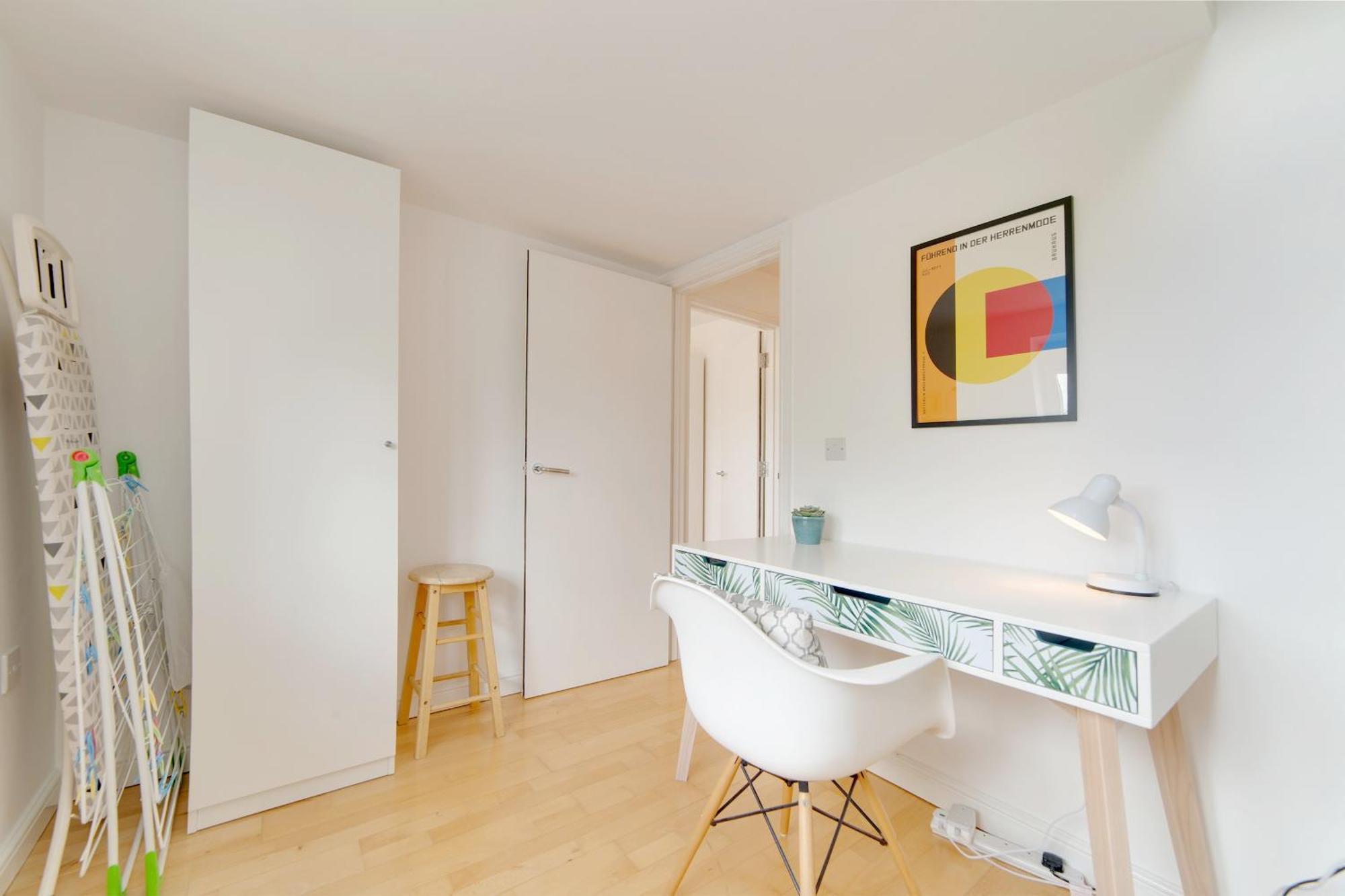 Pass The Keys 49 Byron Square Modern And Spacious 3 Bed Home With Free Parking كامبريدج المظهر الخارجي الصورة