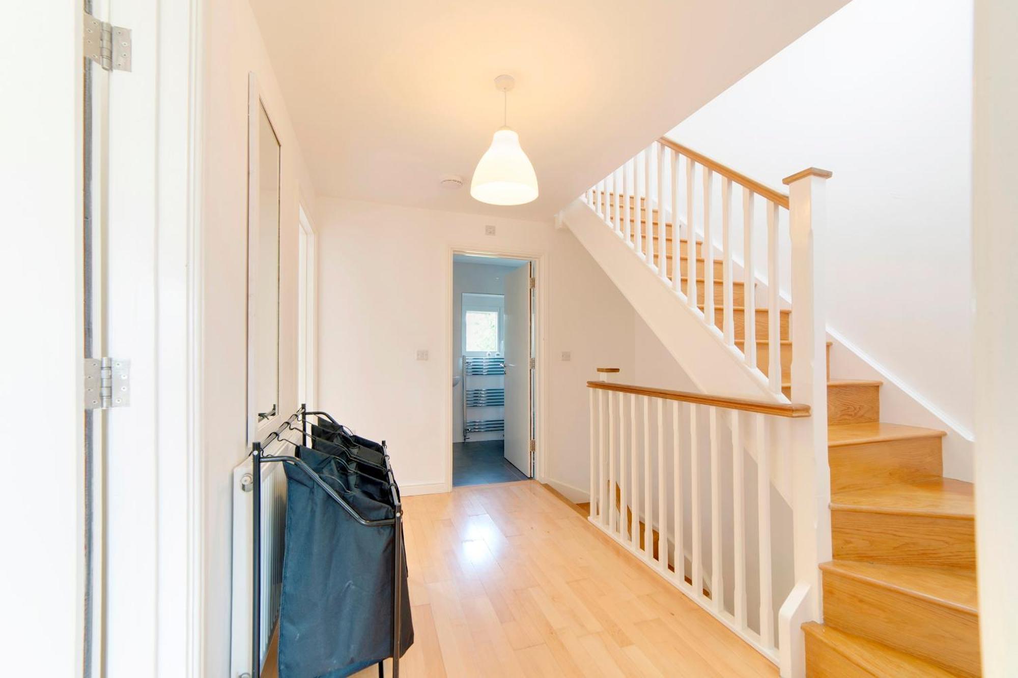 Pass The Keys 49 Byron Square Modern And Spacious 3 Bed Home With Free Parking كامبريدج المظهر الخارجي الصورة