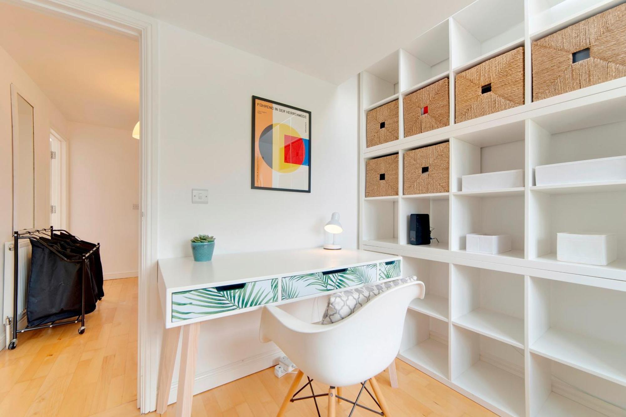 Pass The Keys 49 Byron Square Modern And Spacious 3 Bed Home With Free Parking كامبريدج المظهر الخارجي الصورة