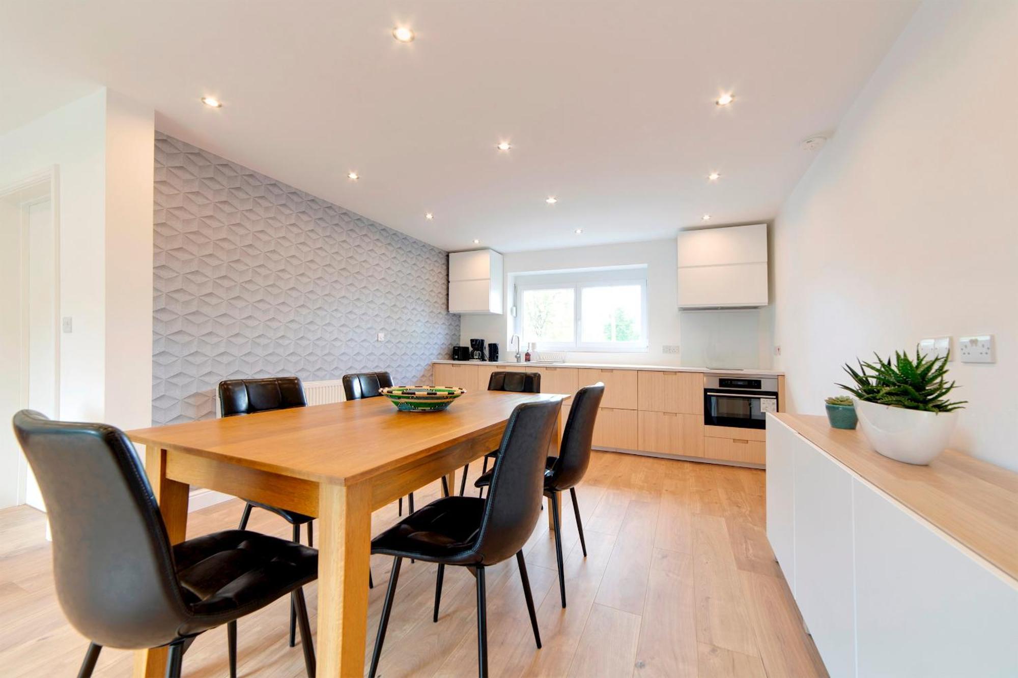 Pass The Keys 49 Byron Square Modern And Spacious 3 Bed Home With Free Parking كامبريدج المظهر الخارجي الصورة