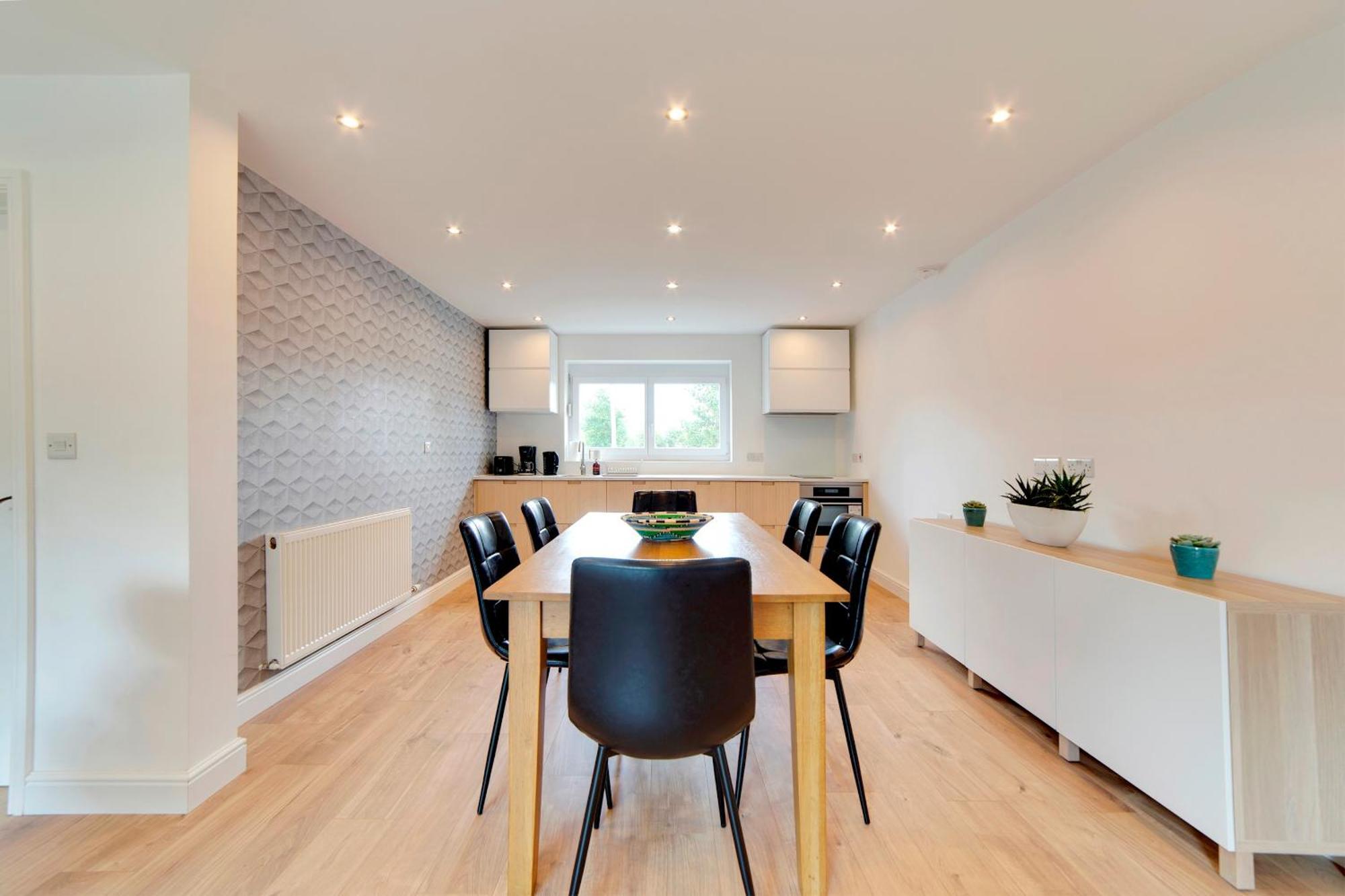 Pass The Keys 49 Byron Square Modern And Spacious 3 Bed Home With Free Parking كامبريدج المظهر الخارجي الصورة